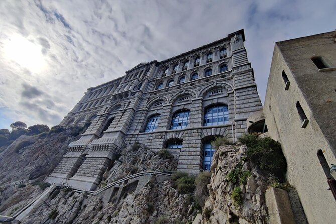 2-Hour Guided Tour of Monaco - Meeting at Place du Casino, and what the 2-hour pace feels like