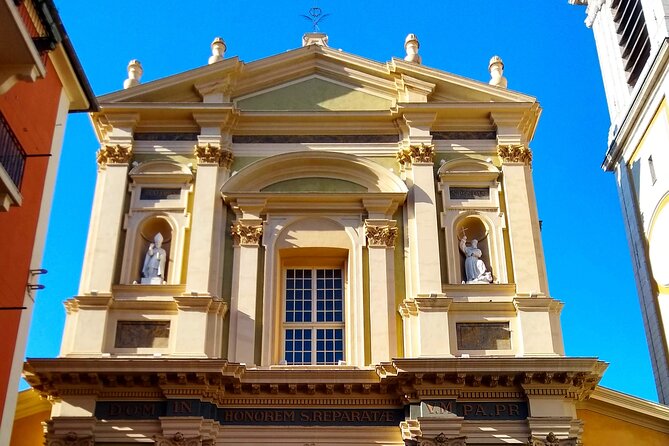 A Writer's Guide to Nice: An Audio Tour of the Old Town - Starting at Opéra - Vieille Ville and staying on track