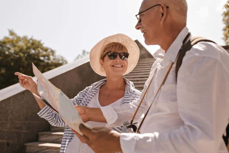 Antibes: Express Walk with a Local in 60 minutes - A 60 minute Antibes express walk actually makes sense