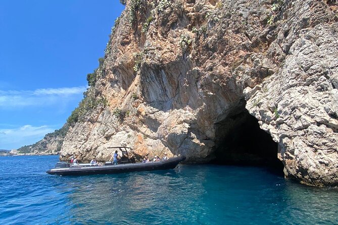 Boat excursion - Cannes Esterel Coves Insight – 1H30 - Timing and how to avoid losing your slot
