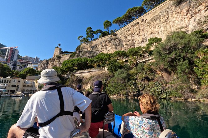 Boat tour guided from Nice to Monaco with snorkeling - Guides and onboard vibe: music, humor, and facts in the right doses