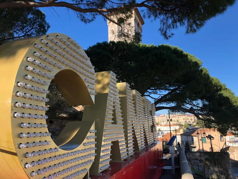 Cannes: City Tour in a Vintage Bus - La Croisette Bus Tour: Glamour Views From the Coast Road