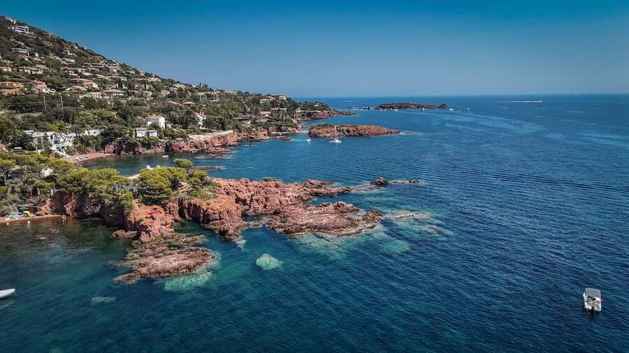 Cannes: coastline boat excursion to St Tropez via Esterel - Key highlights you will feel the moment you board