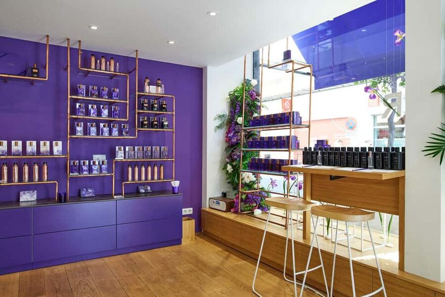 Cannes: Discovery Perfume Workshop - Cannes in 45 minutes: make your own Molinard eau de parfum