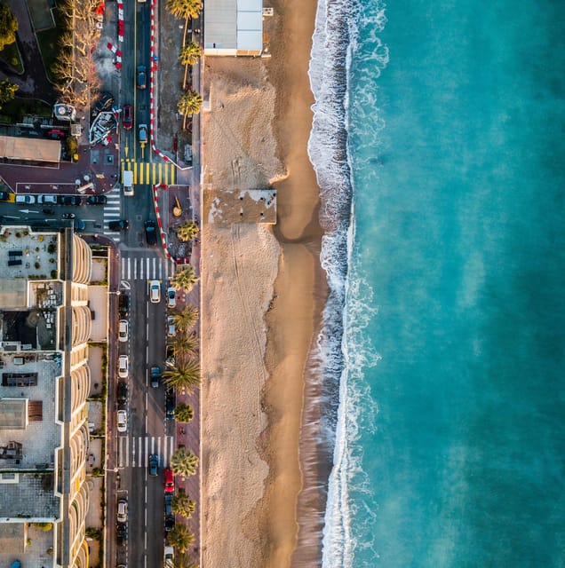 Cannes: Express Walk with a Local in 60 minutes - Your local guide, stories plus real-world recommendations