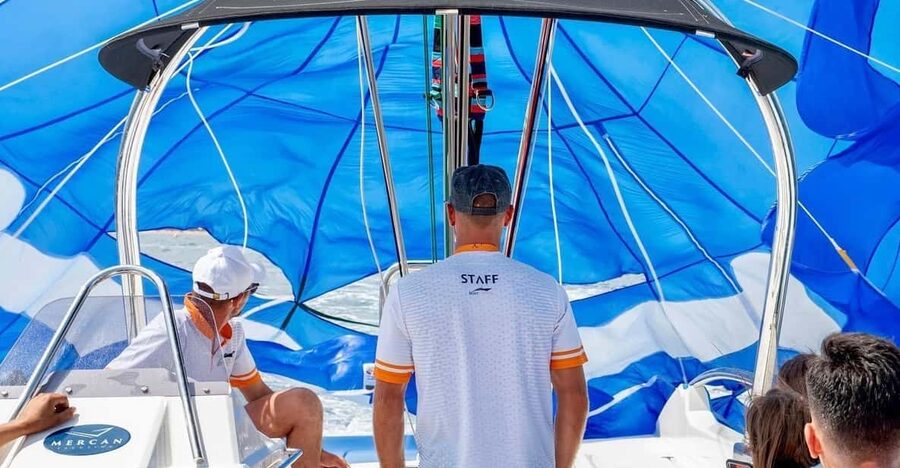 Cannes: Parasailing Experience for Couples, Family & Friends - Who this parasailing experience suits best in Cannes