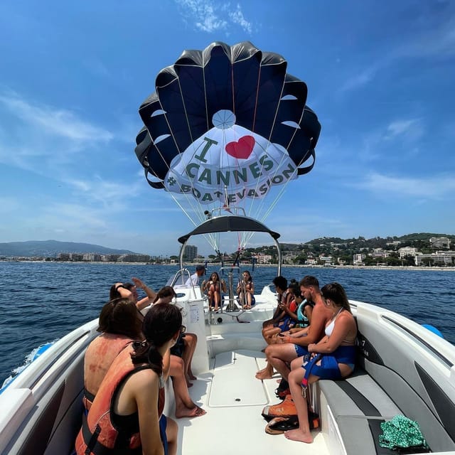 Cannes: Parasailing Experience for Couples, Family & Friends - Practical tips to make your ride comfortable