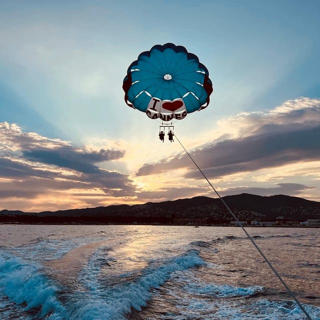 Cannes: Parasailing Experience for Couples, Family & Friends - Finding Boat Evasion near Port of Béal, what to expect on arrival