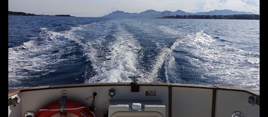 Cannes: Private Boat Trip to Lerins Islands & Cap d'Antibes - Philippe’s Skipper Style: Safety, Stories, and Tailoring the Route