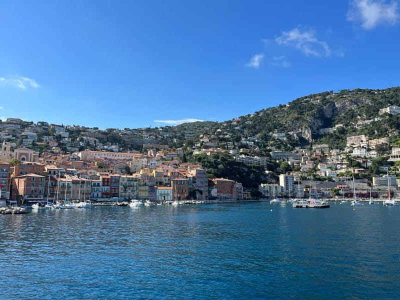 Coastal boat tour from Villefranche-Sur-Mer to Monaco - Monaco time: Port Hercule views and what 10 minutes feels like