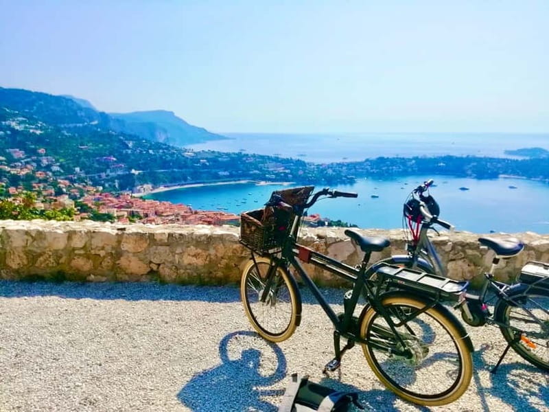 Ebike from Nice: Fantastic Villefranche's Bay & Saint-Jean - Wandering Villefranche Old Town, tiny streets and a real break