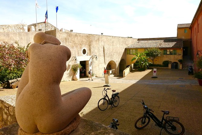 Fantastic Villefranche's Bay & Cape - E-Bike Tour from Nice - Riding style matters: traffic, hills, and why the training actually helps