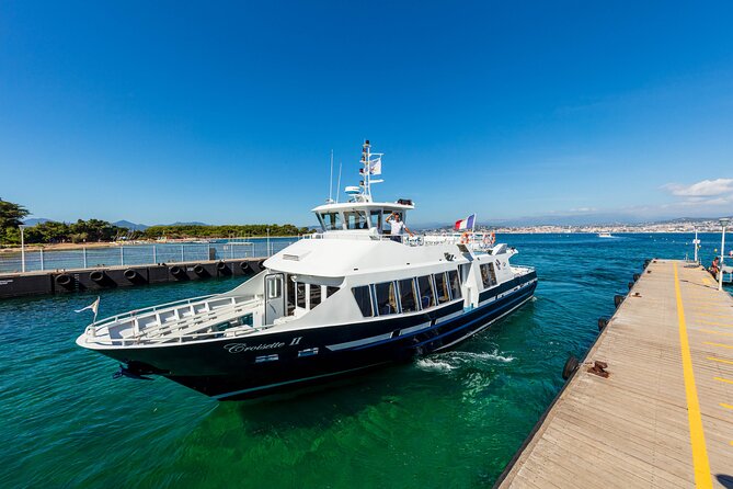 Ferry from Cannes to St Tropez - The Boat Ride: Seating, Toilets, and What to Expect on Top Deck vs Inside