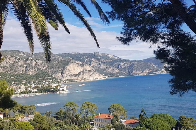 French Riviera E-bike Panoramic Tour from Nice - Stop 1 on the coast: Promenade des Anglais and Rauba Capeu Quay