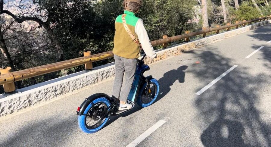 French Riviera : Guided Visit on a E-Scooter - Price and logistics you should know before you book