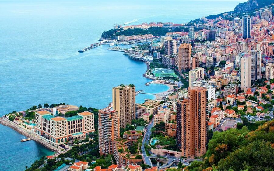 French Riviera in One Day from Nice - Getting Started in Nice: Pickup Timing and the Corniche View Break