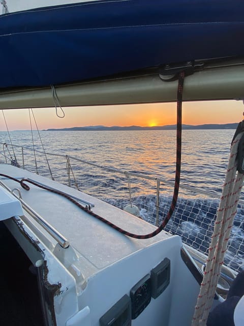 From Cannes: Half-day sailboat trip to the Lerins Islands - Onboard comfort, what to pack, and how to enjoy the deck
