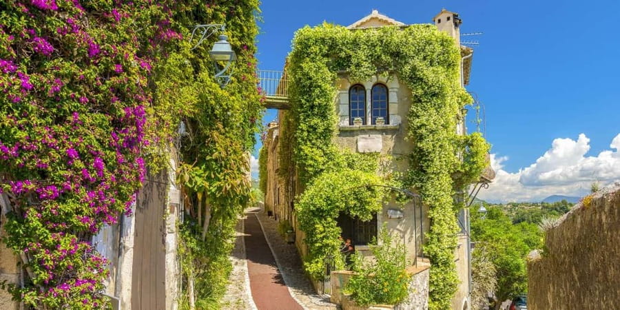 From Nice: Cannes, Saint Paul de Vence and Wine Tasting - Cannes: Croisette glamour and the Film Festival red carpet walk