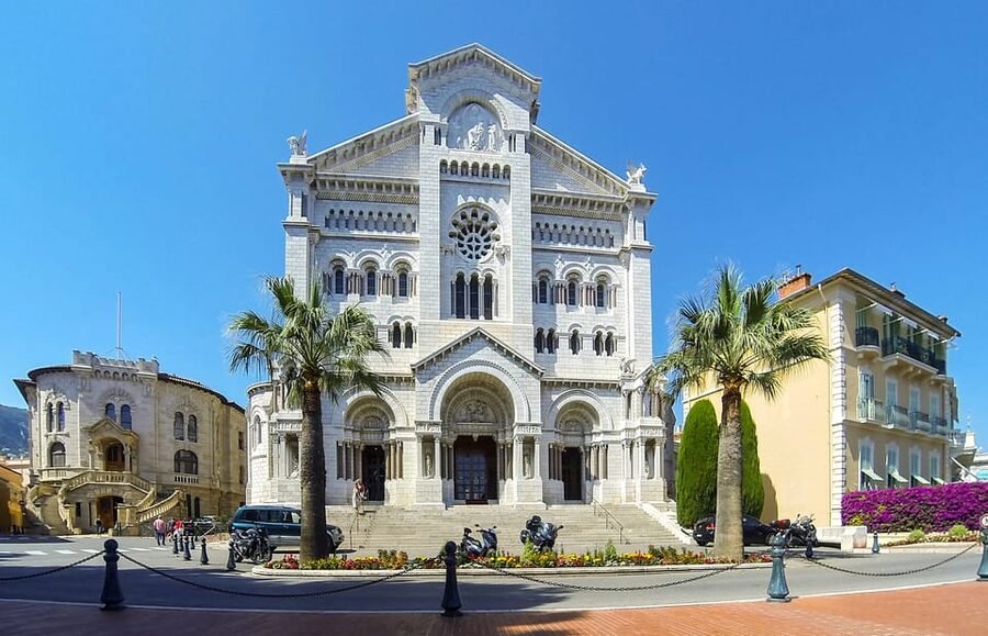From Nice: Full-Day Best of the Riviera - Monaco Old Town and the Grand Prix Track: The Day’s Big Finale