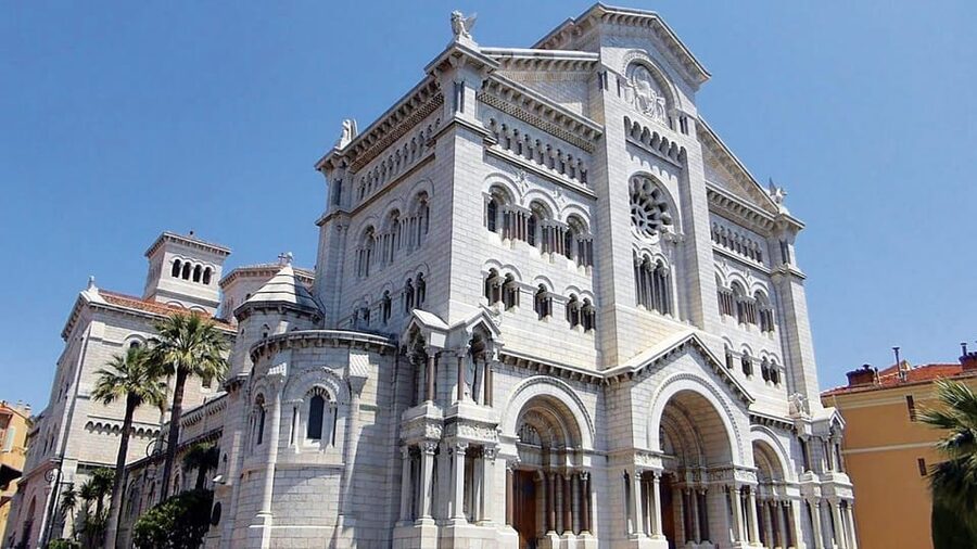 From Nice: half-day to Monaco, Monte-Carlo and Eze - A 5-Hour Hit of Riviera Views, Monaco, and Medieval Eze