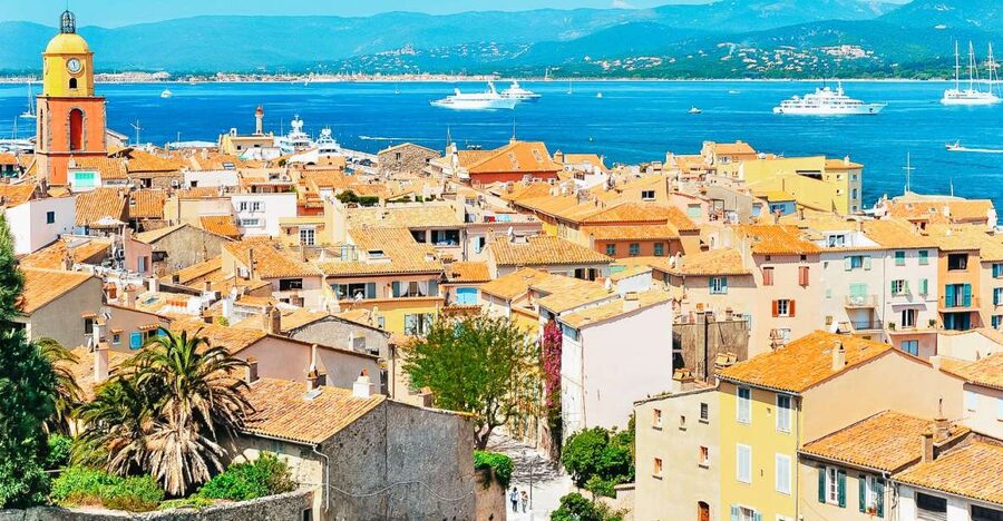 From Nice: Saint-Tropez and Port Grimaud Day Tour - From Nice to Port Grimaud: the start that sets the tone