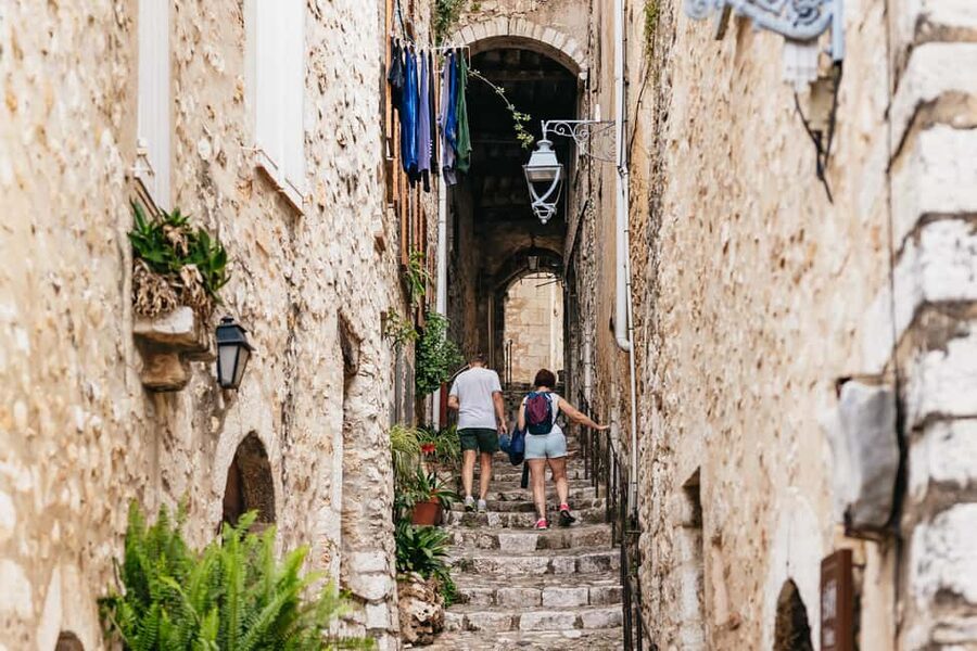 From Nice: Wine Tasting, Cannes, and Countryside Tour - Price and logistics, is $163 worth it?