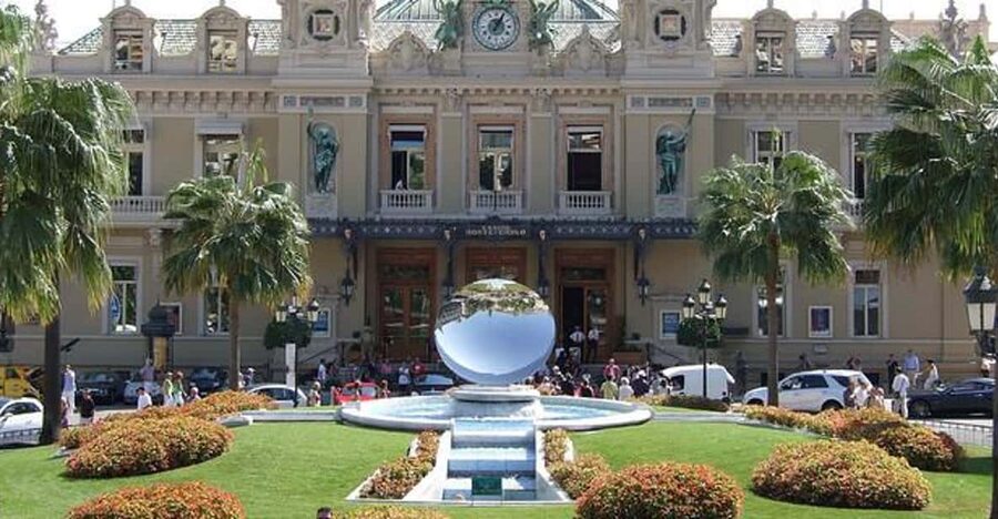 From Villefranche: Private Monaco & Eze Shore Excursion - The Rock of Monaco: Palace, Cathedral, and the 11:55 guard possibility
