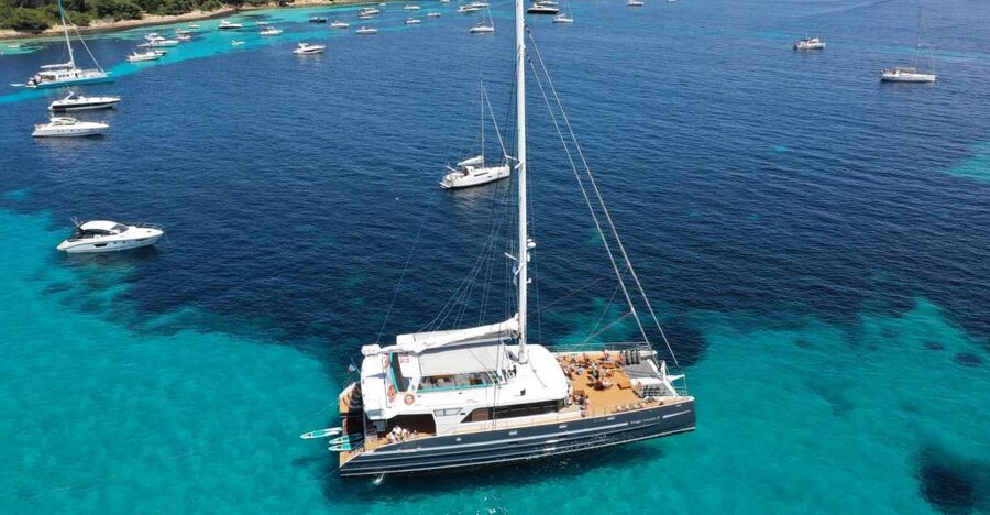 Full-Day Catamaran Cruise Departing from Cannes - How the day flows, from the Old Port to the Esterel return