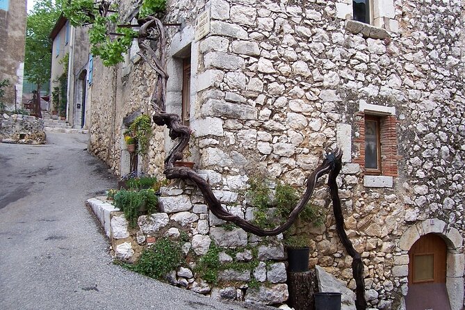 Full day Guided Tour: Cannes, Antibes, St Paul de Vence from Nice - The Picasso Museum in Antibes: Great Collection, Entrance Not Included