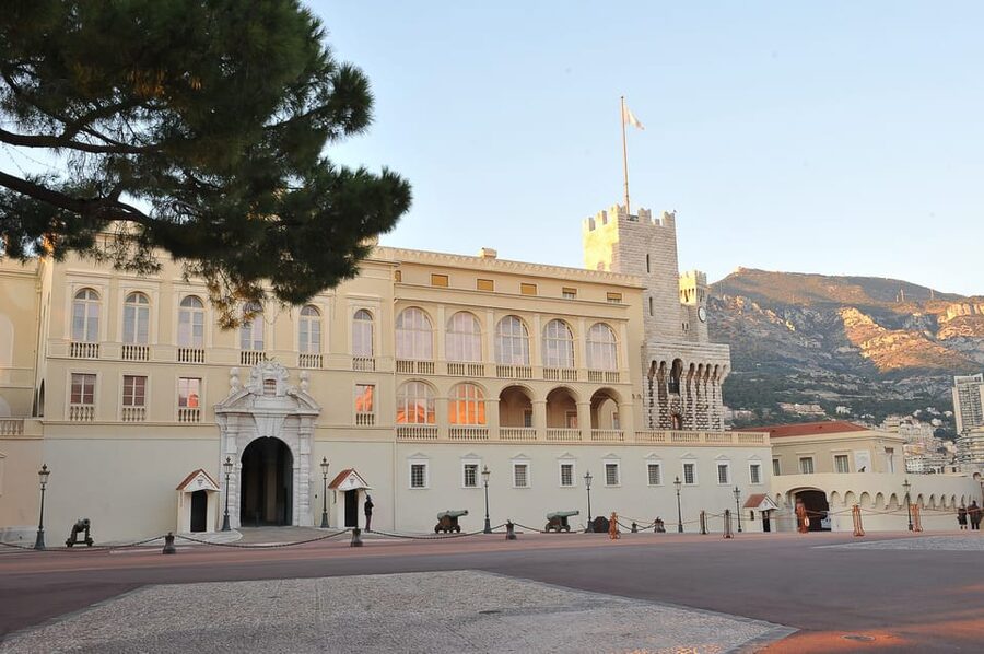 Full-Day Small Group Tour to Monaco and Eze - Getting picked up in Cannes, Nice, or Villefranche-sur-Mer