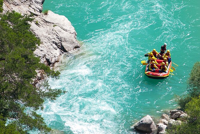 Gorges du Verdon Private Tour - Stop 1 on the Verdon route: Castellane’s hilltop character