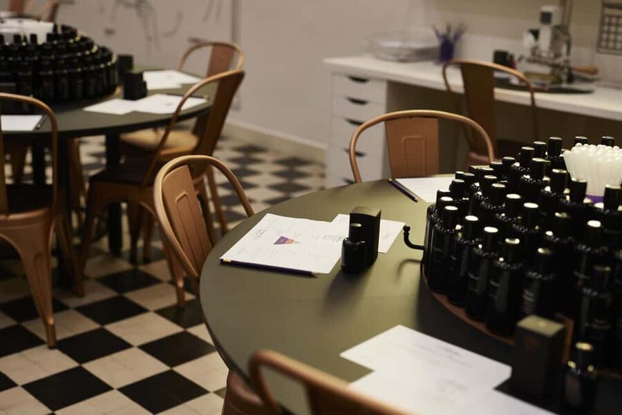 Grasse: 1-hour Perfume Workshop - Why This Molinard 1-Hour Workshop Feels Different in Grasse
