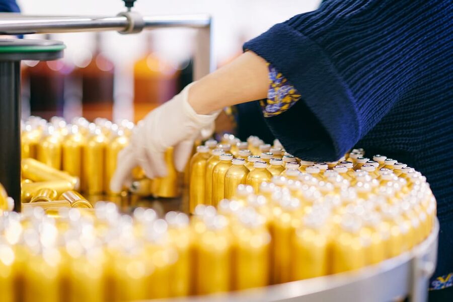 Grasse: Perfume Making Class and Fragonard Factory Tour - Inside the Fragonard factory tour: what you actually learn in the first 20 minutes