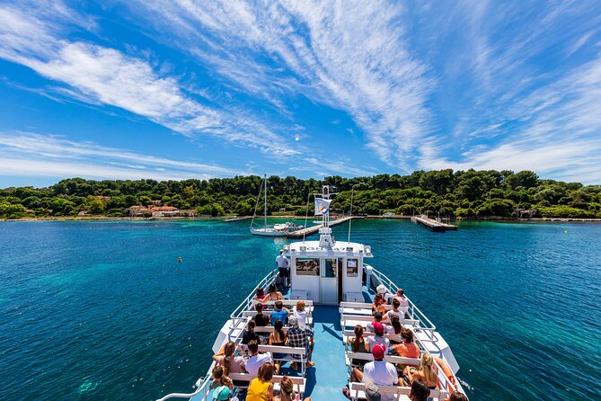 Ile Sainte-Marguerite Ferry & Corniche d'Or Cruise Combo from Cannes - Méditerranoscope marine research center: nature that explains the water