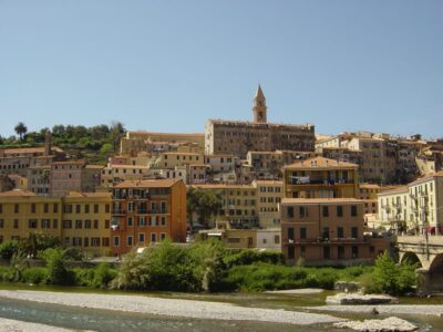 Italian Coast & Market: Full-Day Small Group Trip