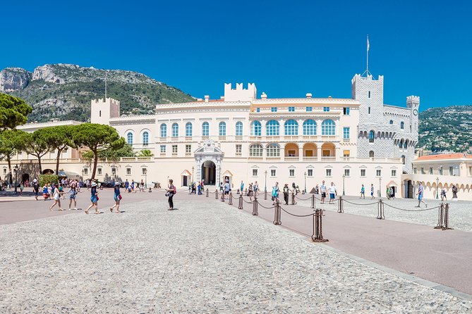 Monaco, Monte Carlo & Eze Private Tour - Villefranche-sur-Mer Bay: Your Quick Welcome to the Riviera