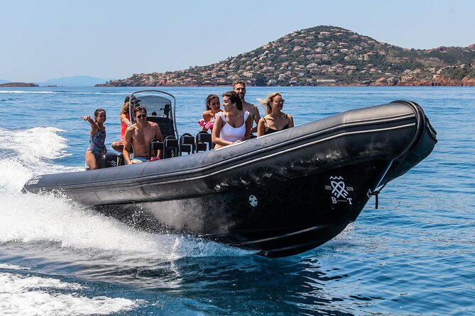 Nautical excursion - Cannes-St Tropez - Massif de l’Esterel views from the water: red rocks and calanques