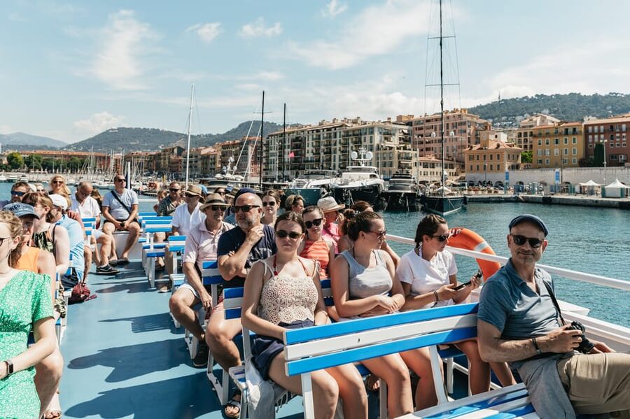 Nice: 1-Hour Sightseeing Cruise to Villefranche Bay - Out past Nice: Villefranche Bay views you can’t get from land