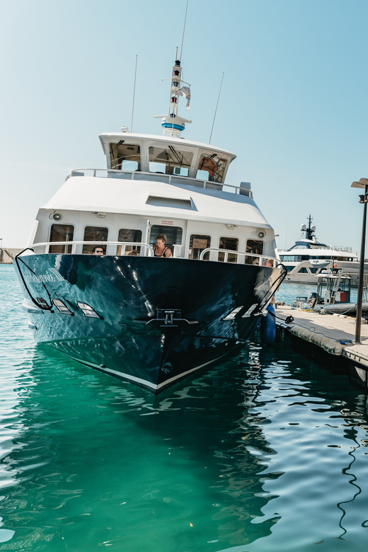 Nice: 1-Hour Sightseeing Cruise to Villefranche Bay - Getting to the boat at Quai Lunel, Nice