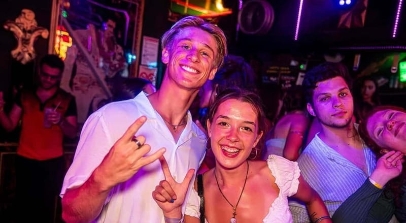 Nice: Bar/Pub Crawl with Free Shots and VIP Entry - Practical Tips So the Night Stays Fun and Not Stressful