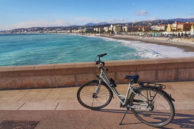 Nice City Bike Rental - Promenade des Anglais and the Smooth Seafront Feeling