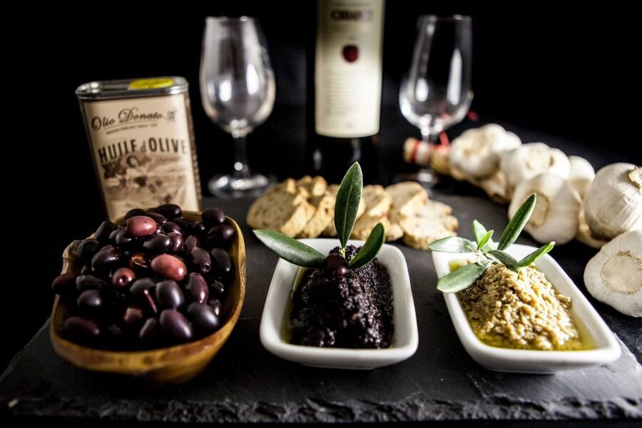 Nice: City Foods Guided Walking Tour - What You’ll Taste: Olive Oil, Provencal Wine, Socca, Pissaladière, And More