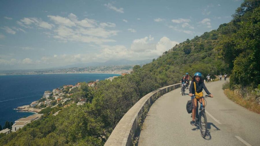 Nice: City Highlights Bike tour - Starting in Old Nice: Getting Oriented at 9 Rue Colonna d’Istria