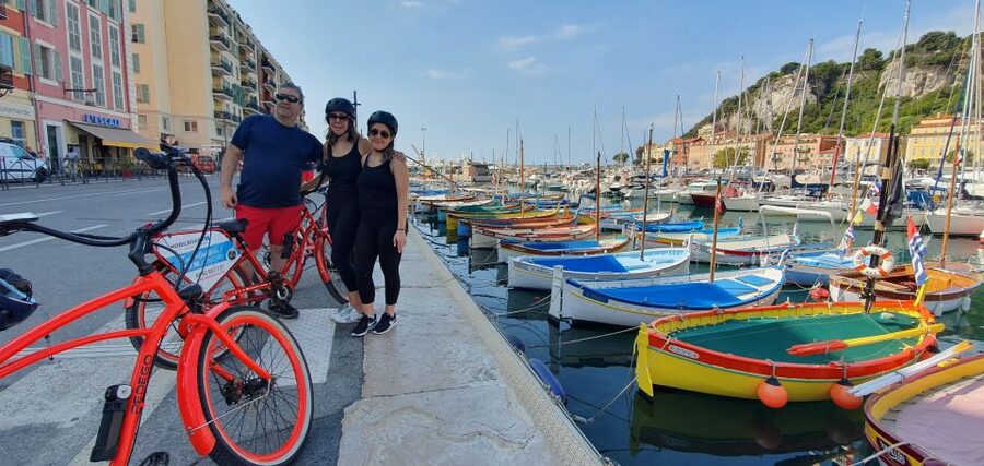 Nice: E-Bike City Highlights Tour - Le Negresco and the Beach-Front Icons You Can Actually See