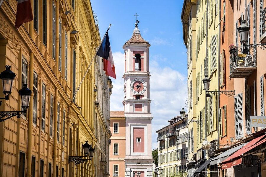 Nice: Exclusive Private Guided Tour of Historic Center - Sainte-Réparate Cathedral: making sense of a striking landmark