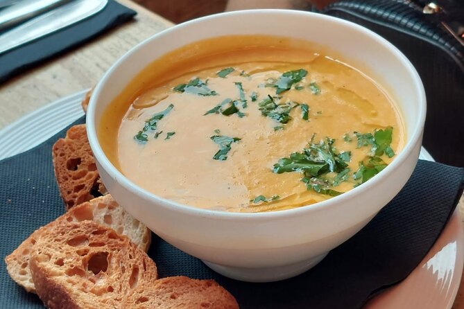 Nice Food Tour – A Full Meal on French Riviera by Do Eat Better - Opera de Nice Area and a Sweet Finish Before the Gelato