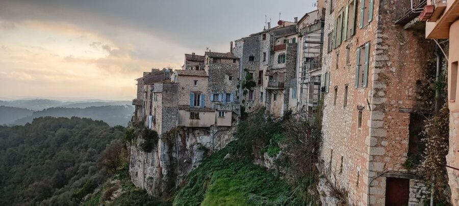 Nice: Medieval Villages Full-Day Guided Trip - Tourrettes-sur-Loup: Violet Culture, Ramparts, and Violet Ice Cream