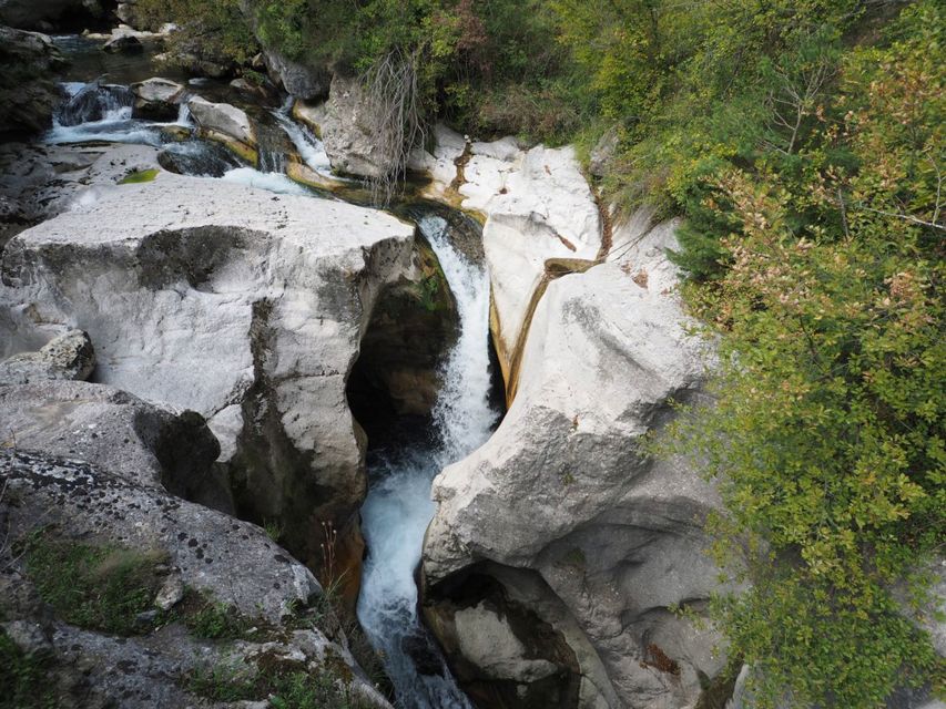 Nice: Medieval Villages Full-Day Guided Trip - The Drive From Nice: Comfortable Van Time, Curvy Roads, and Photo Stops