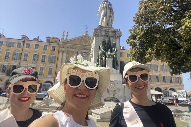 Nice Old Town: Artists & Ghosts Self-Guided Walking Adventure - Walking smart in 1 hour 20 minutes, with lots of stops