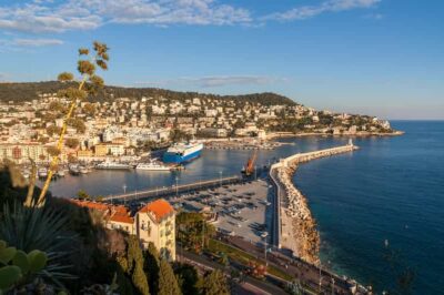 Old Town Treasures and Castle Hill Walking Tour